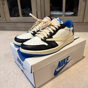 Kids Teal and White SneakerNike Air Jordan 1 Low Se Air Jordan 1 Low Se